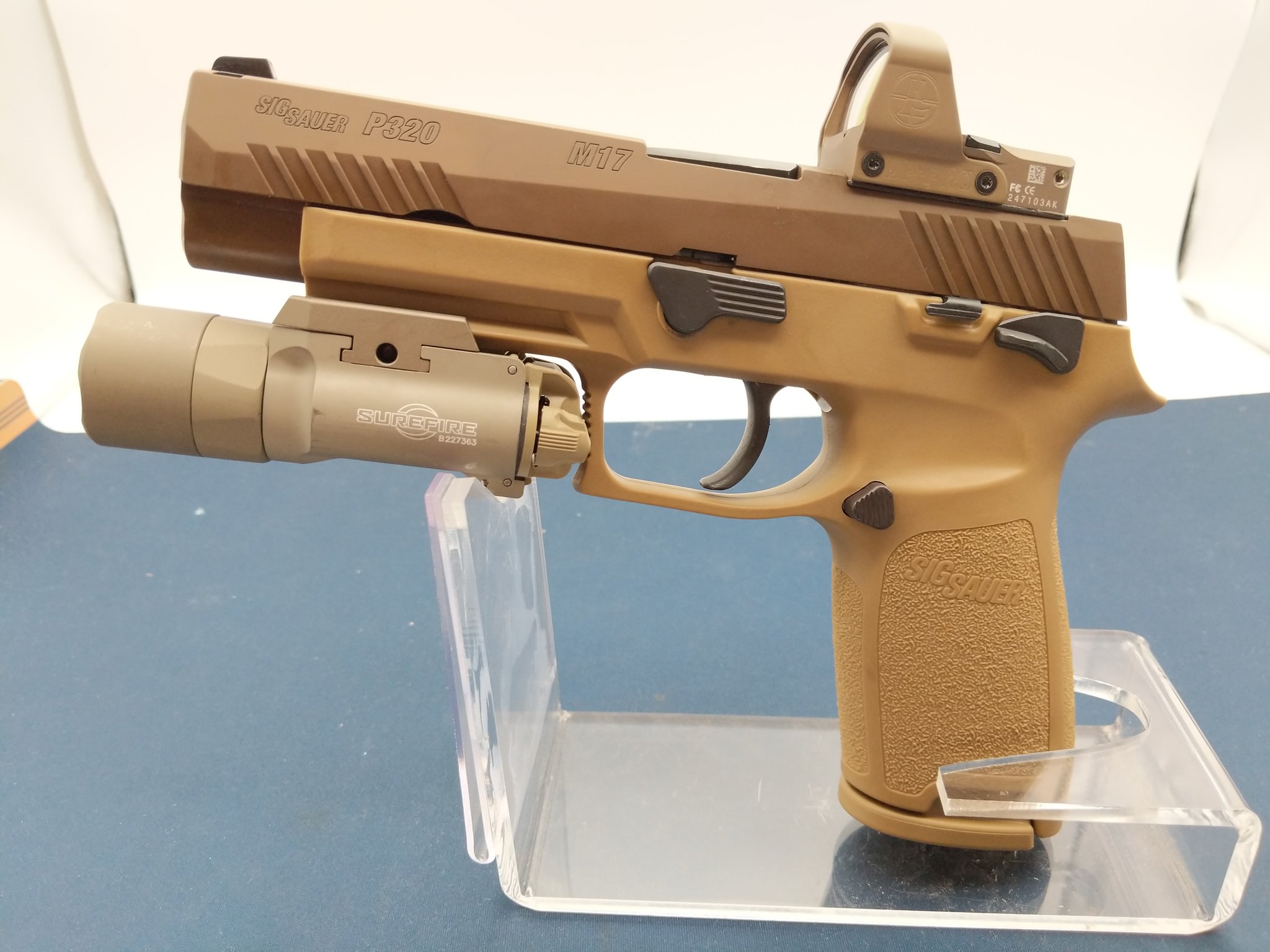 Sig Sauer P320 M17