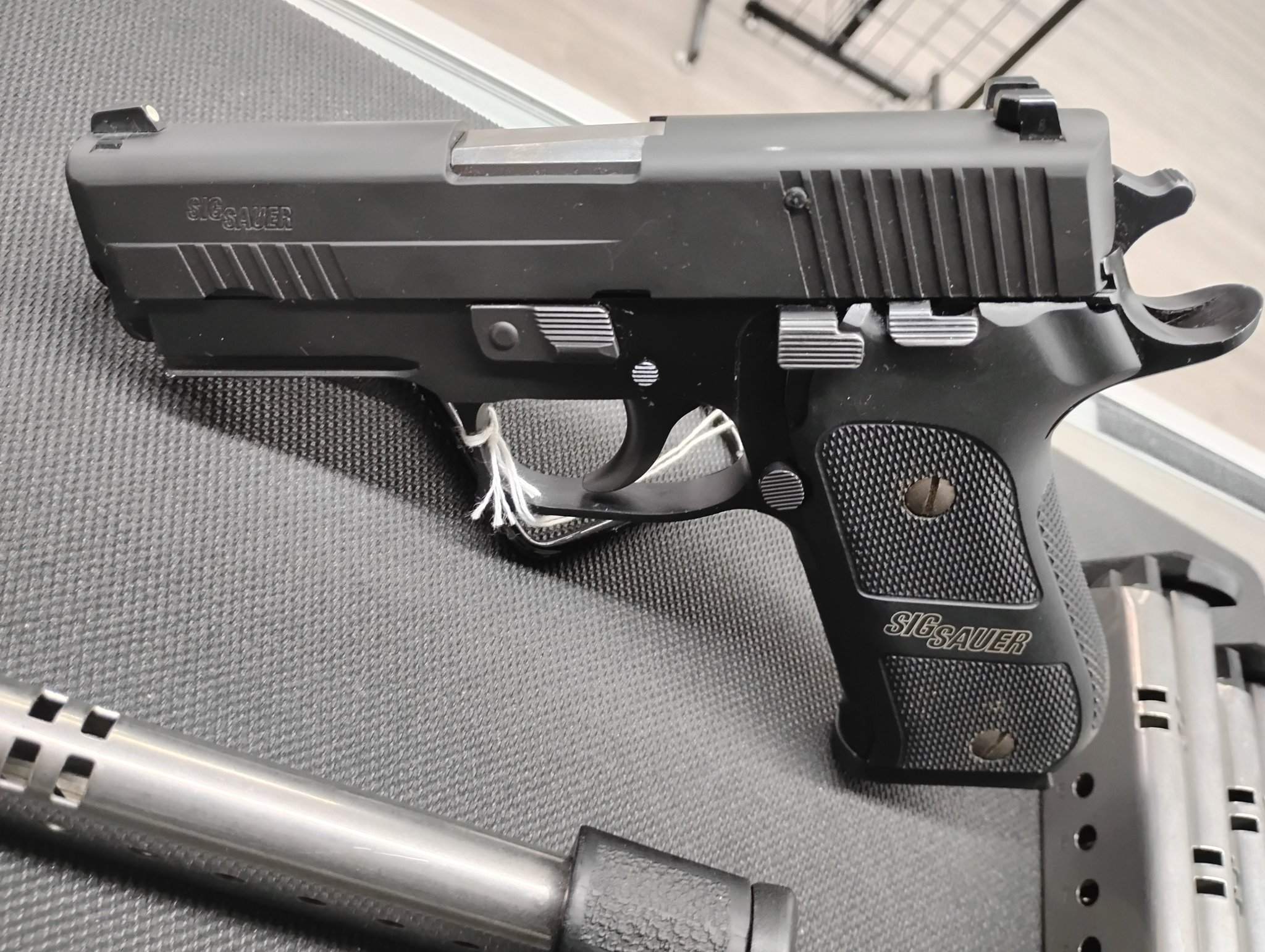 Sig Sauer P220 Elite Blued