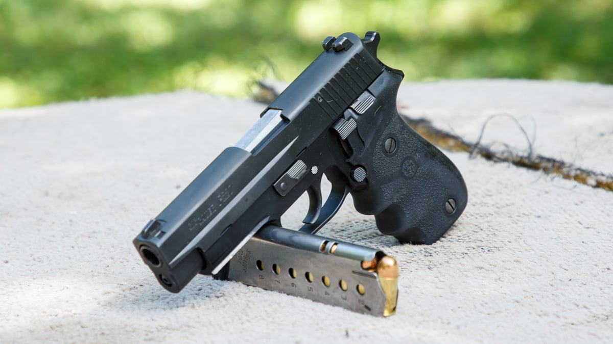 SIG Sauer P220