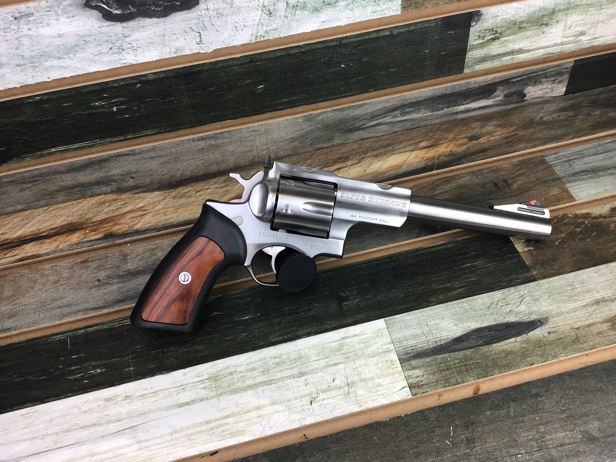 RUGER SUPER REDHAWK