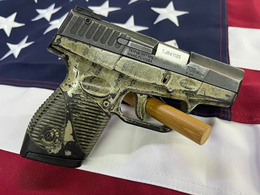 TAURUS 709