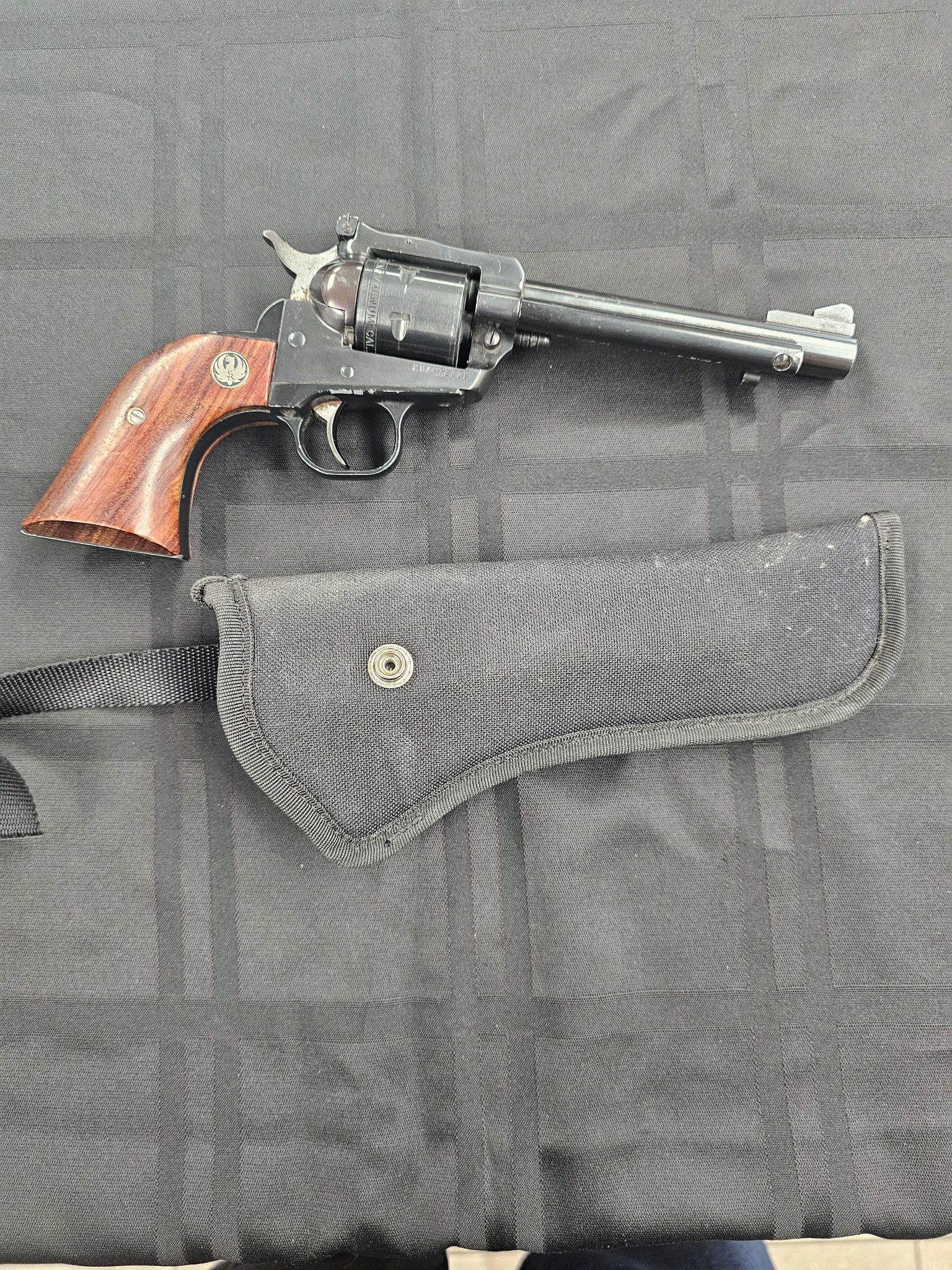 RUGER NEW MODEL SINGLE-SIX