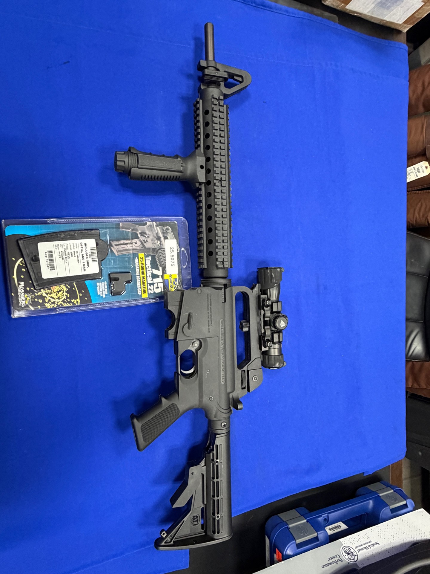 MOSSBERG 715T