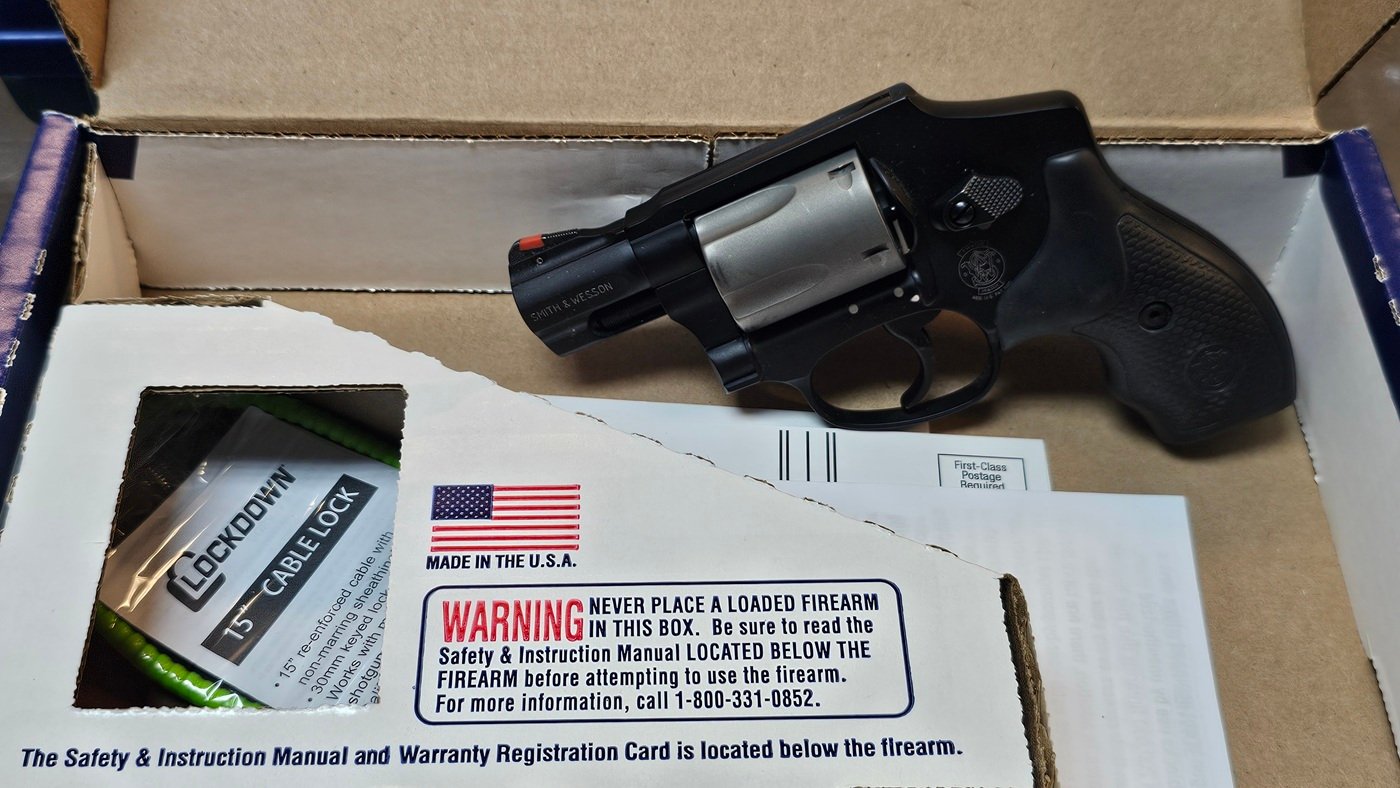 SMITH & WESSON model 340pd revolver