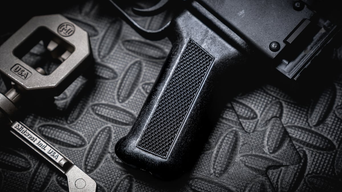 pistol grip on Micro Draco