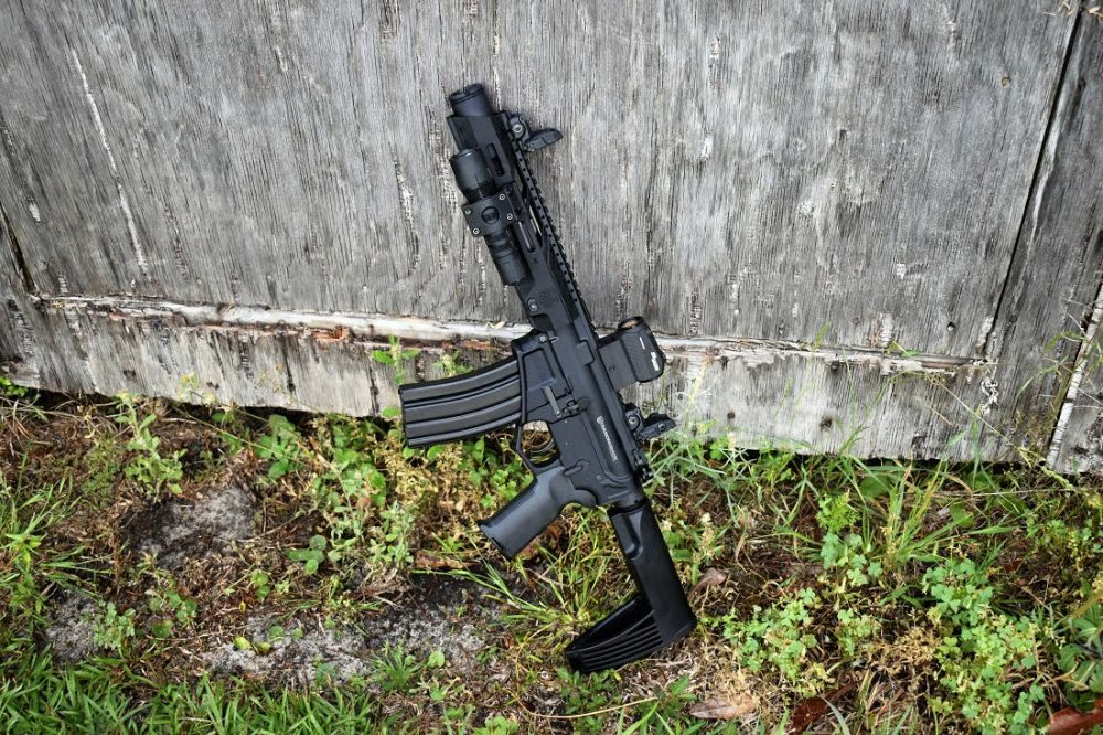 DB15 with magpul mag