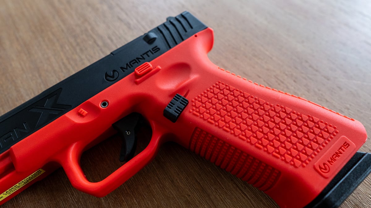Mantis TitanX Laser Training Pistol