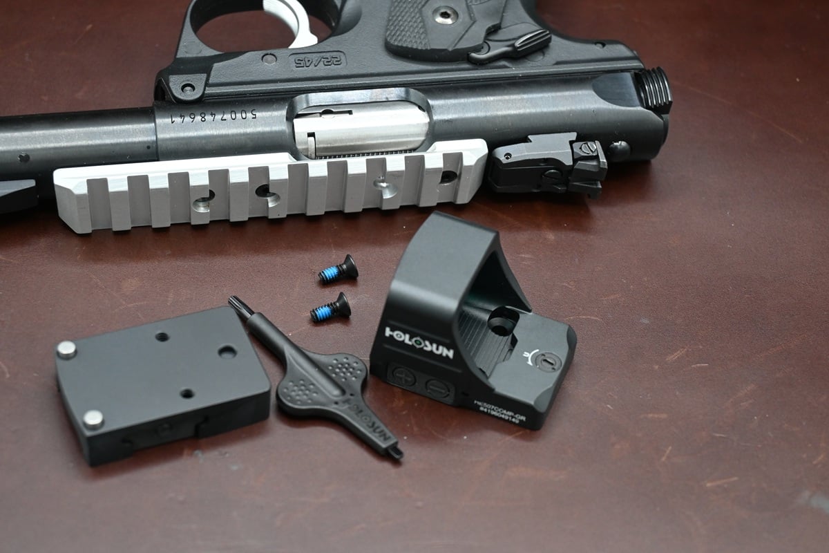 The bull-barreled version of the Mark IV 22/45 equipped with both a Picatinny rail and a threaded muzzle