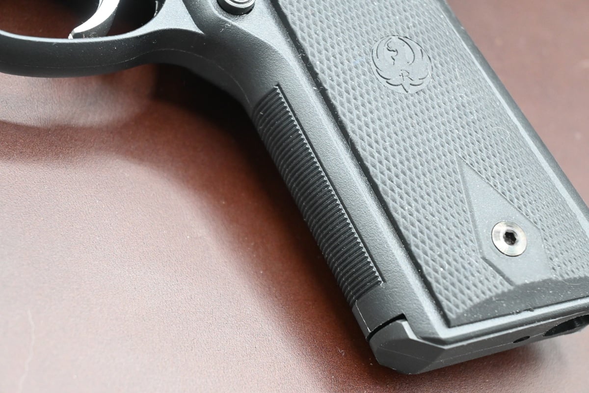 The bull-barreled version of the Mark IV 22/45 equipped with both a Picatinny rail and a threaded muzzle