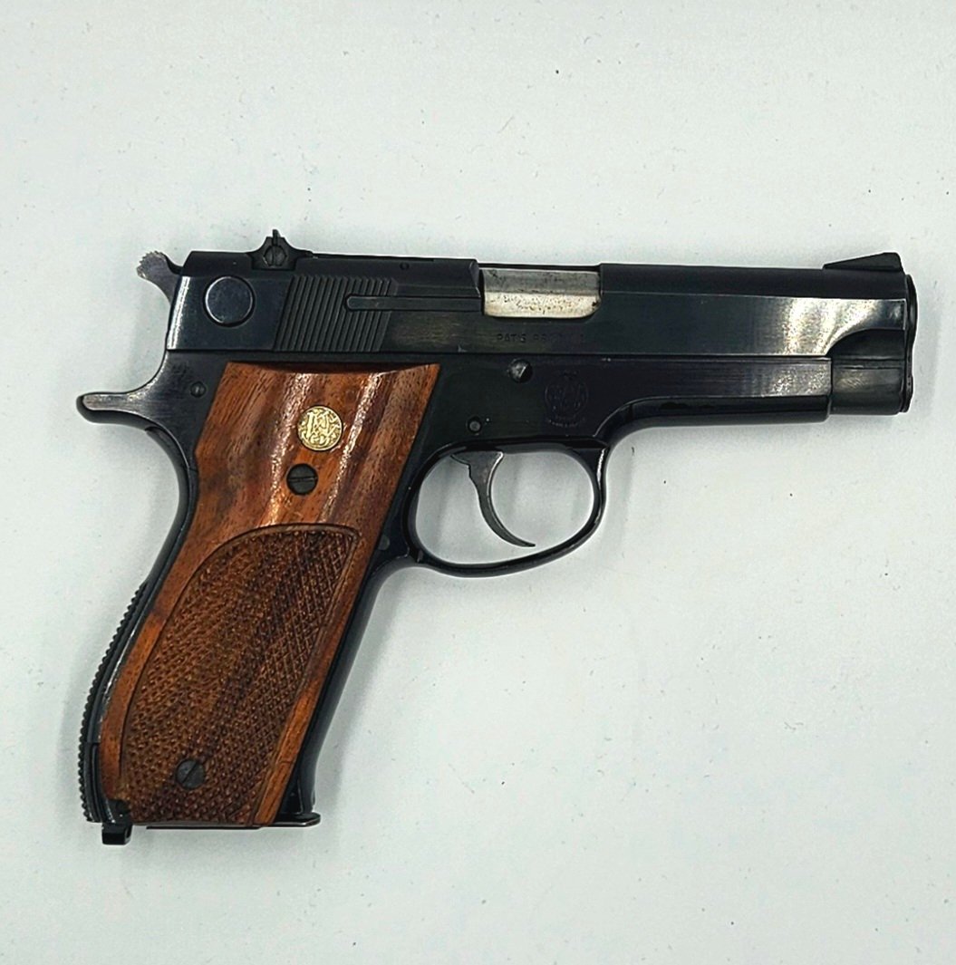 SMITH & WESSON 39-2