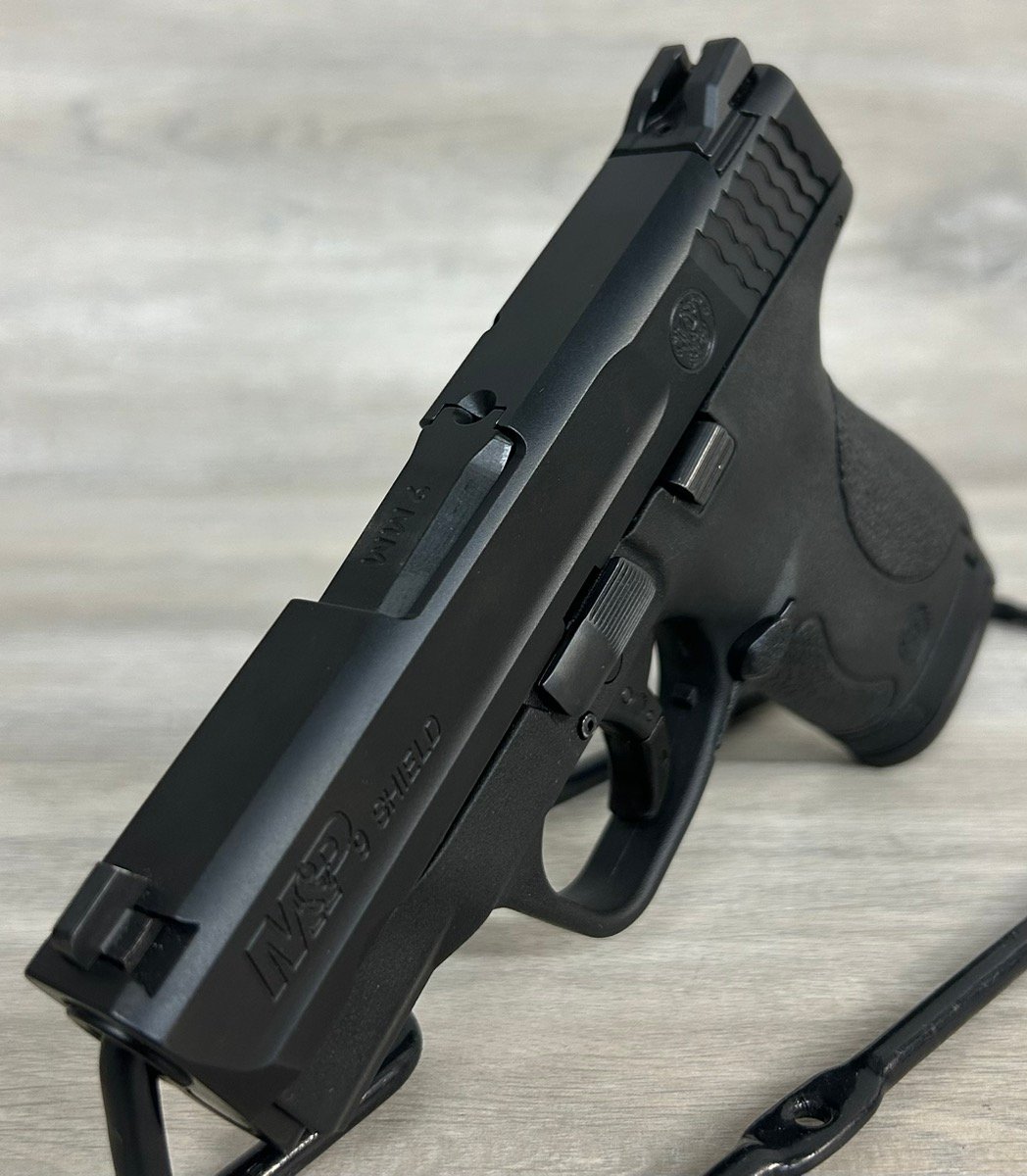 SMITH & WESSON M&P 9 SHIELD
