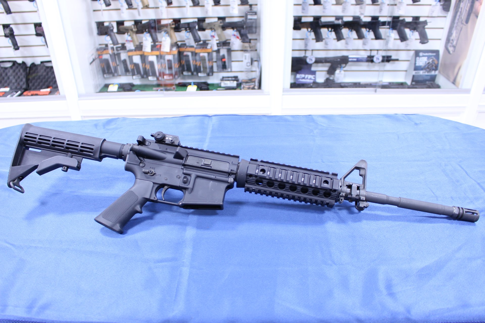 COLT M4 CARBINE