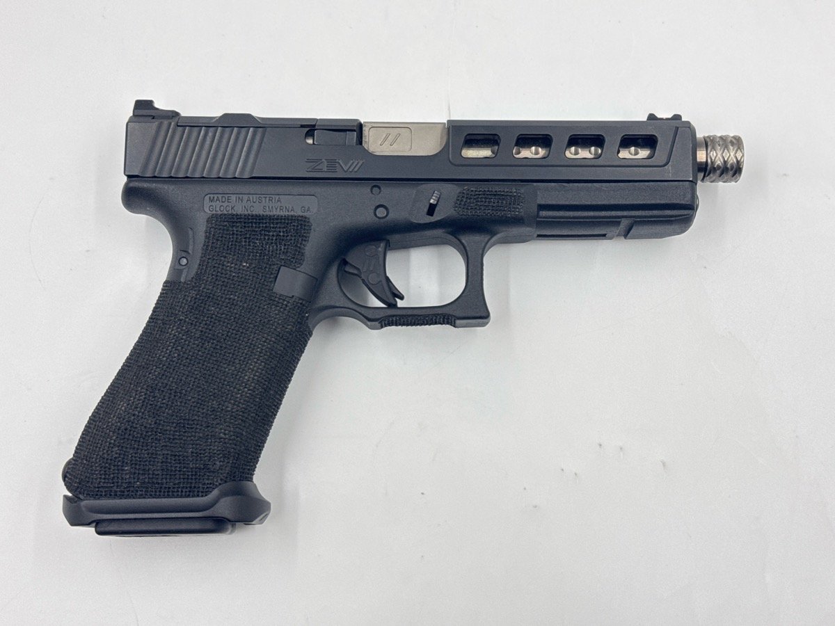 GLOCK G17 GEN 4 Zev