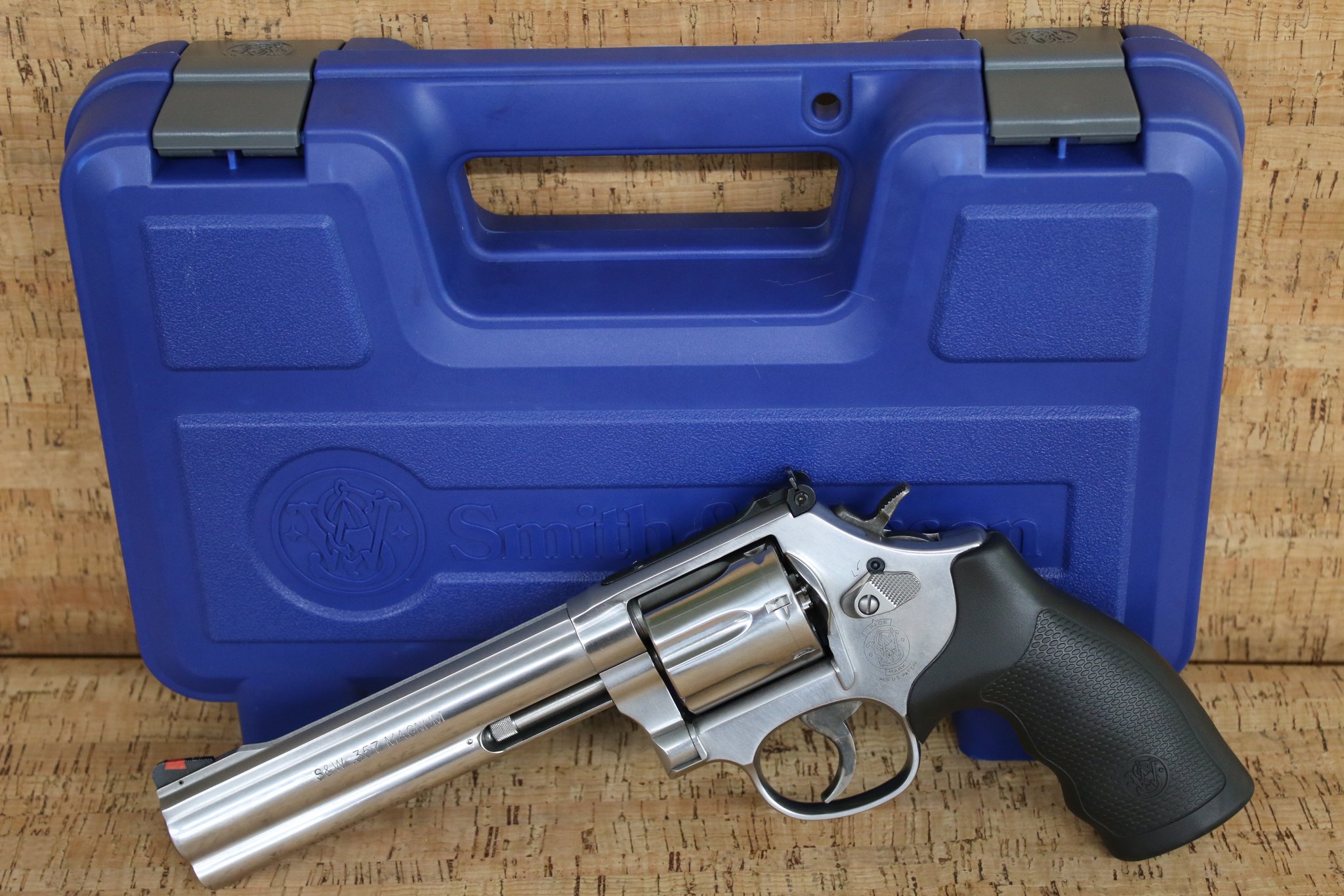 SMITH & WESSON 686