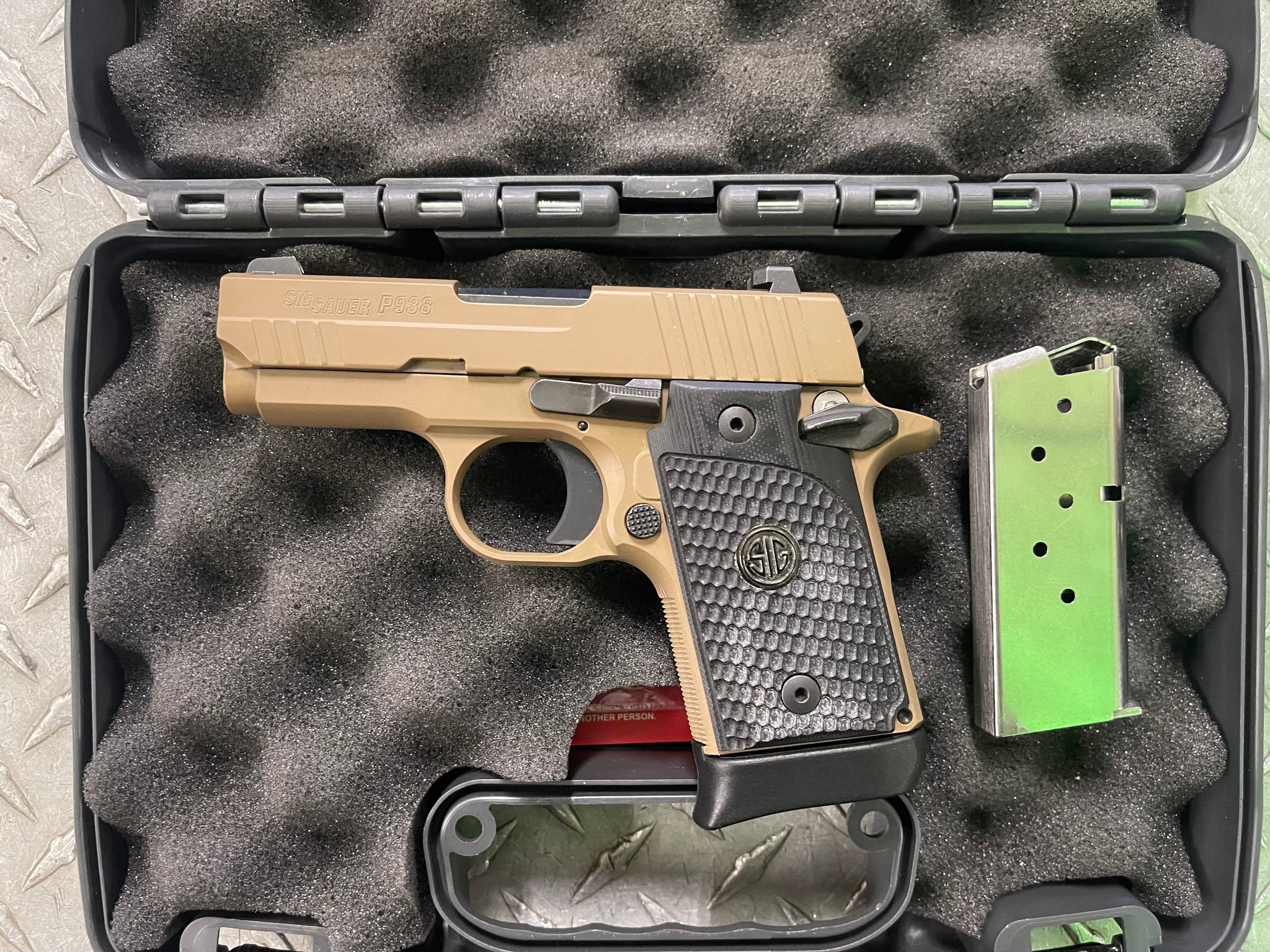SIG SAUER P938 9mm luger (9x19 para)