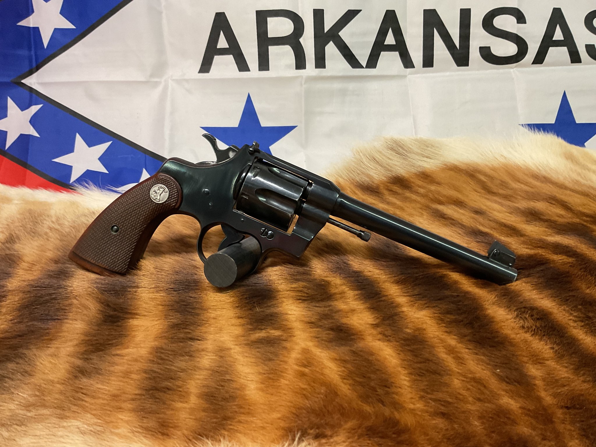 COLT Officer's Model