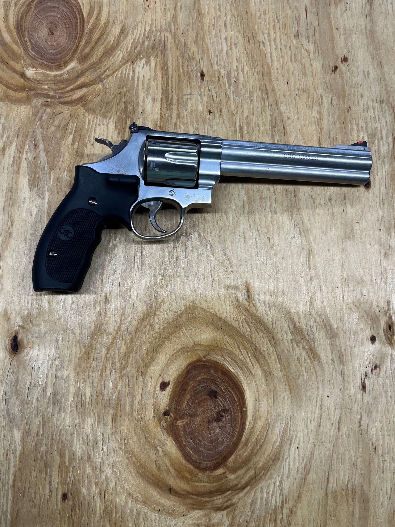 SMITH & WESSON 629-5 .44 magnum