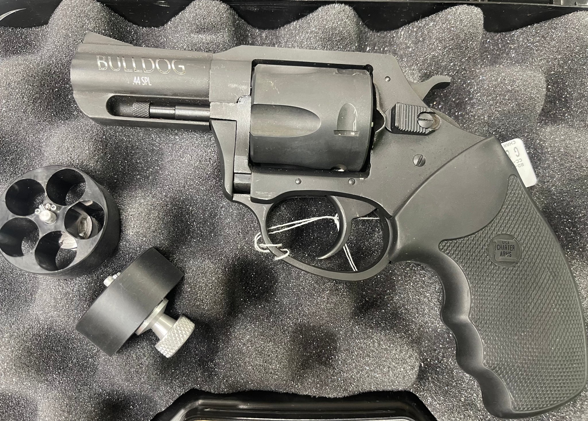CHARTER ARMS BULLDOG .44 s&w special 