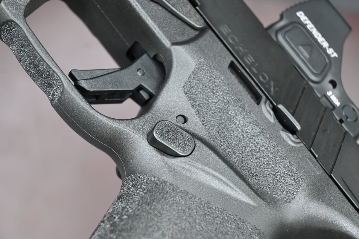 Springfield Armory 4.0FC with Vortex Defender ST