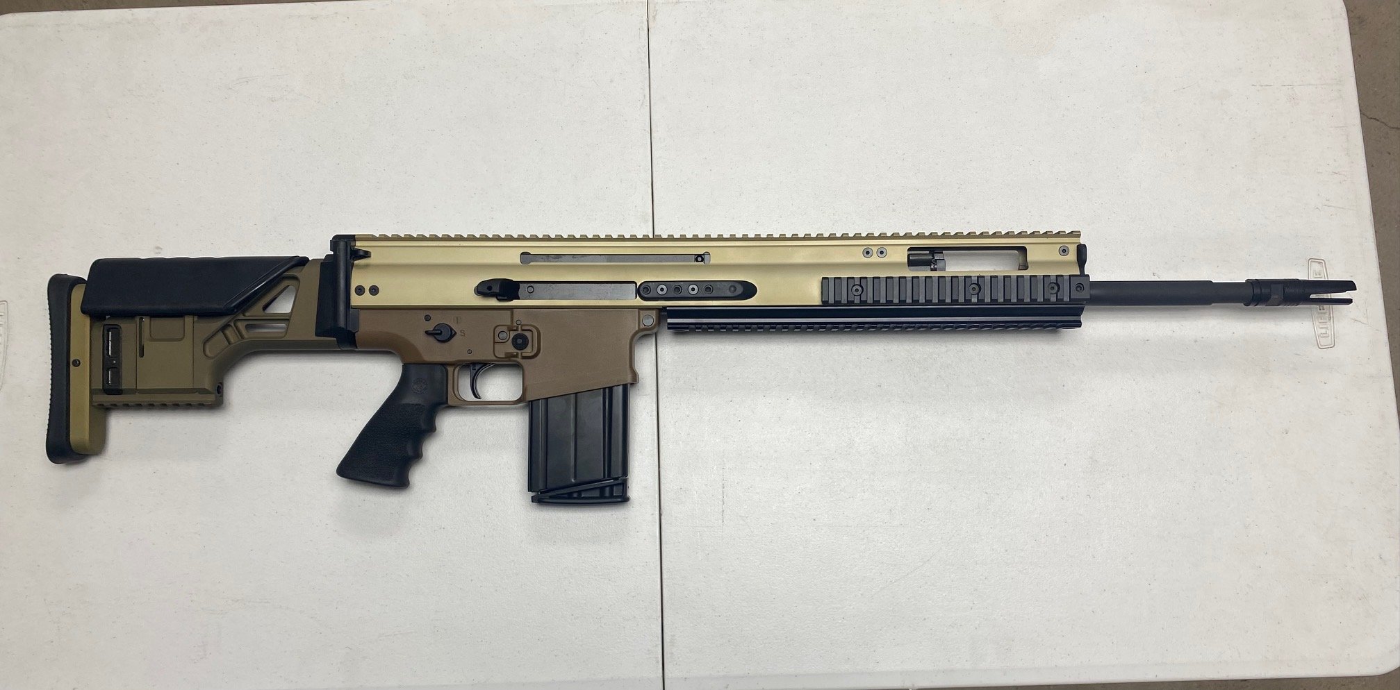 FN SCAR 20S