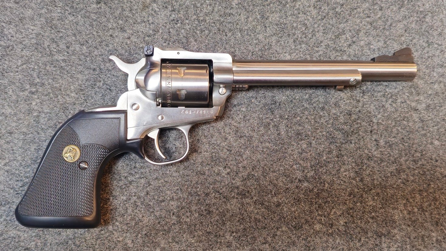 RUGER NEW MODEL SINGLE-SIX .22WMR