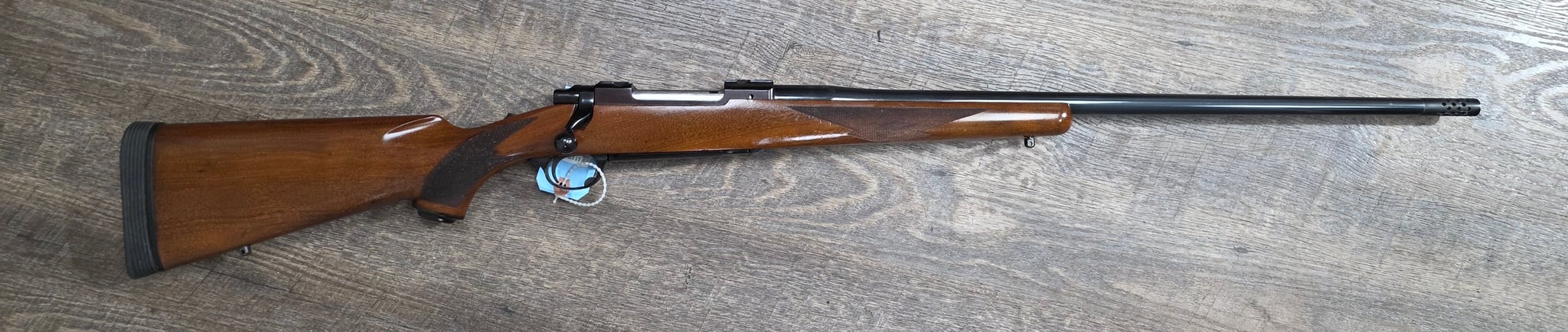 RUGER M77 .300 win mag