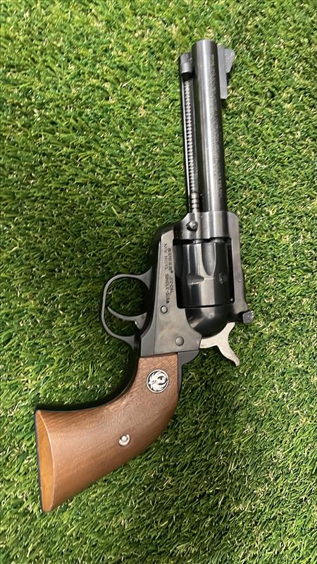 RUGER NEW MODEL SINGLE SIX