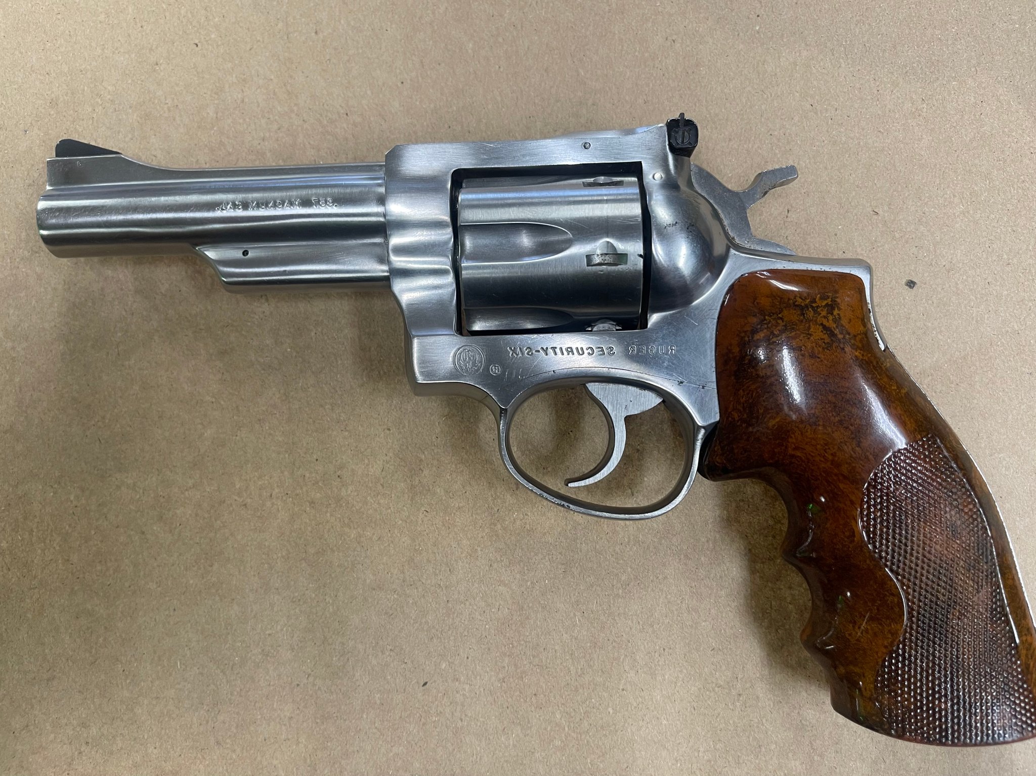 RUGER secuirty six .357 mag