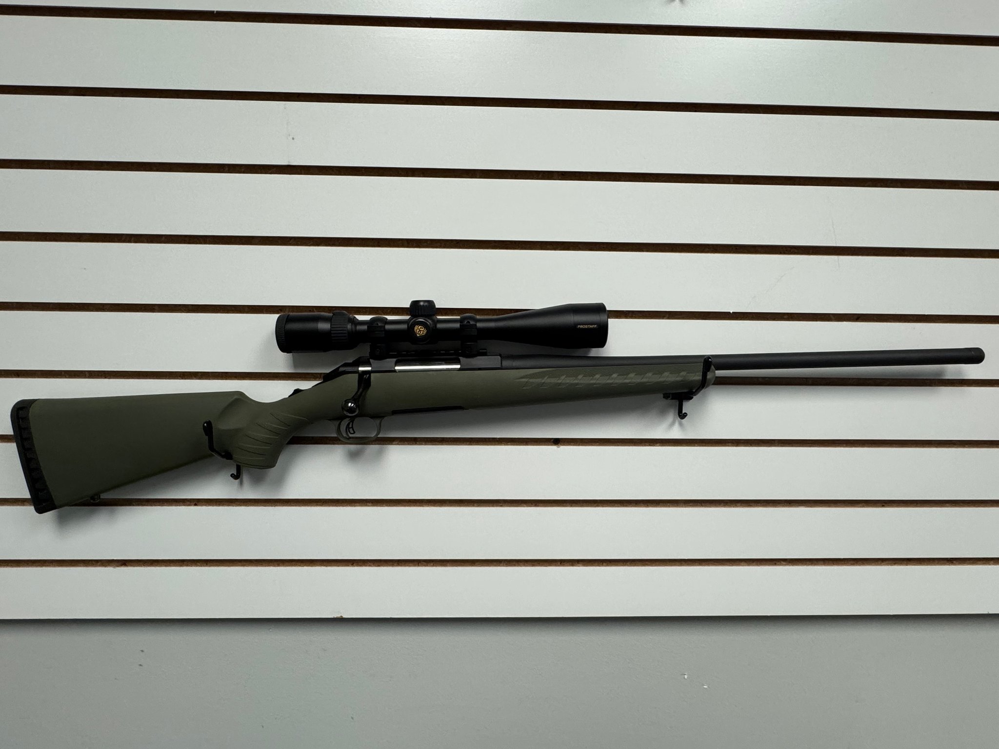RUGER AMERICAN PREDATOR 6mm creedmoor