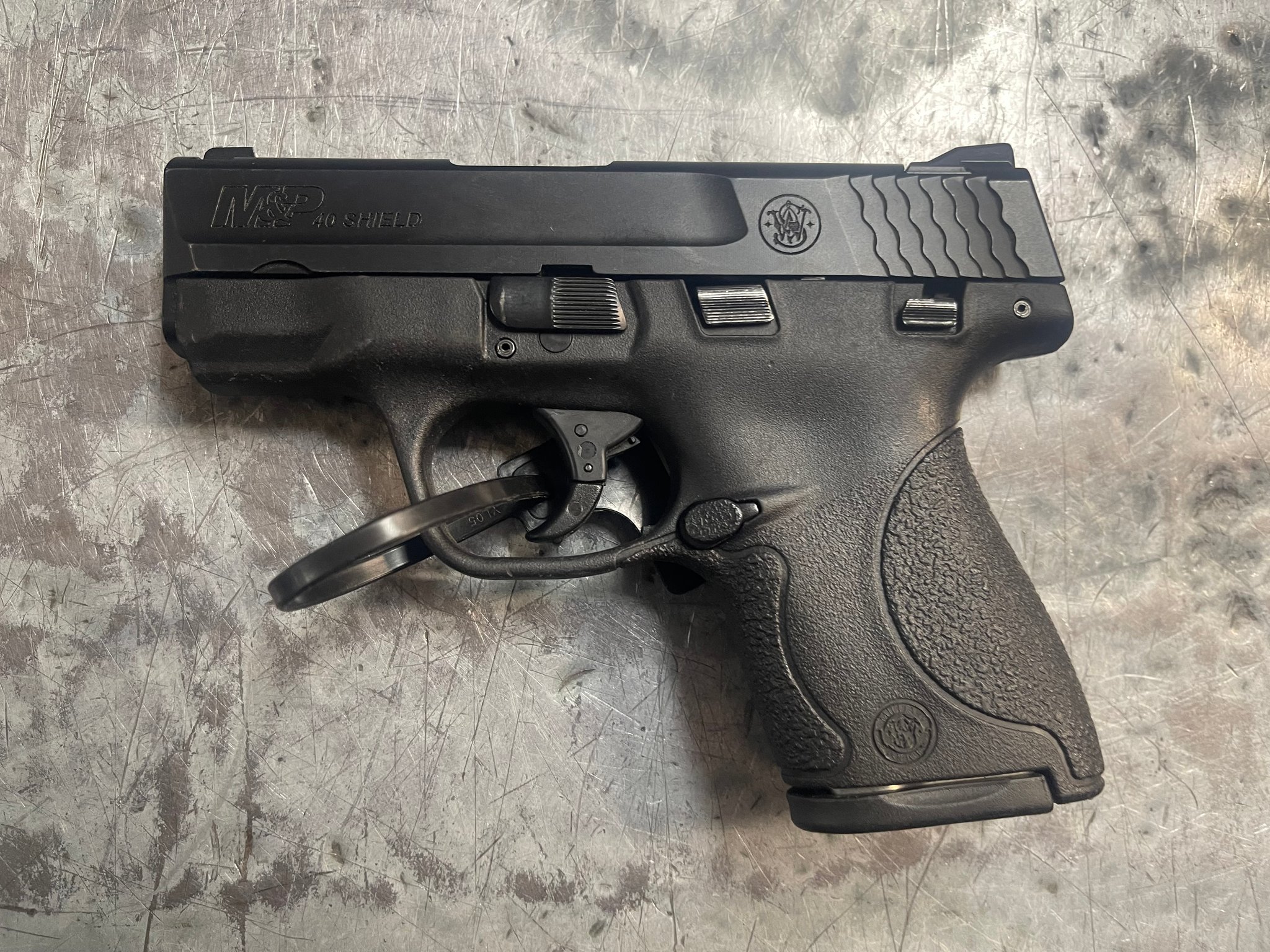 SMITH & WESSON m&p 40 shield .40 s&w