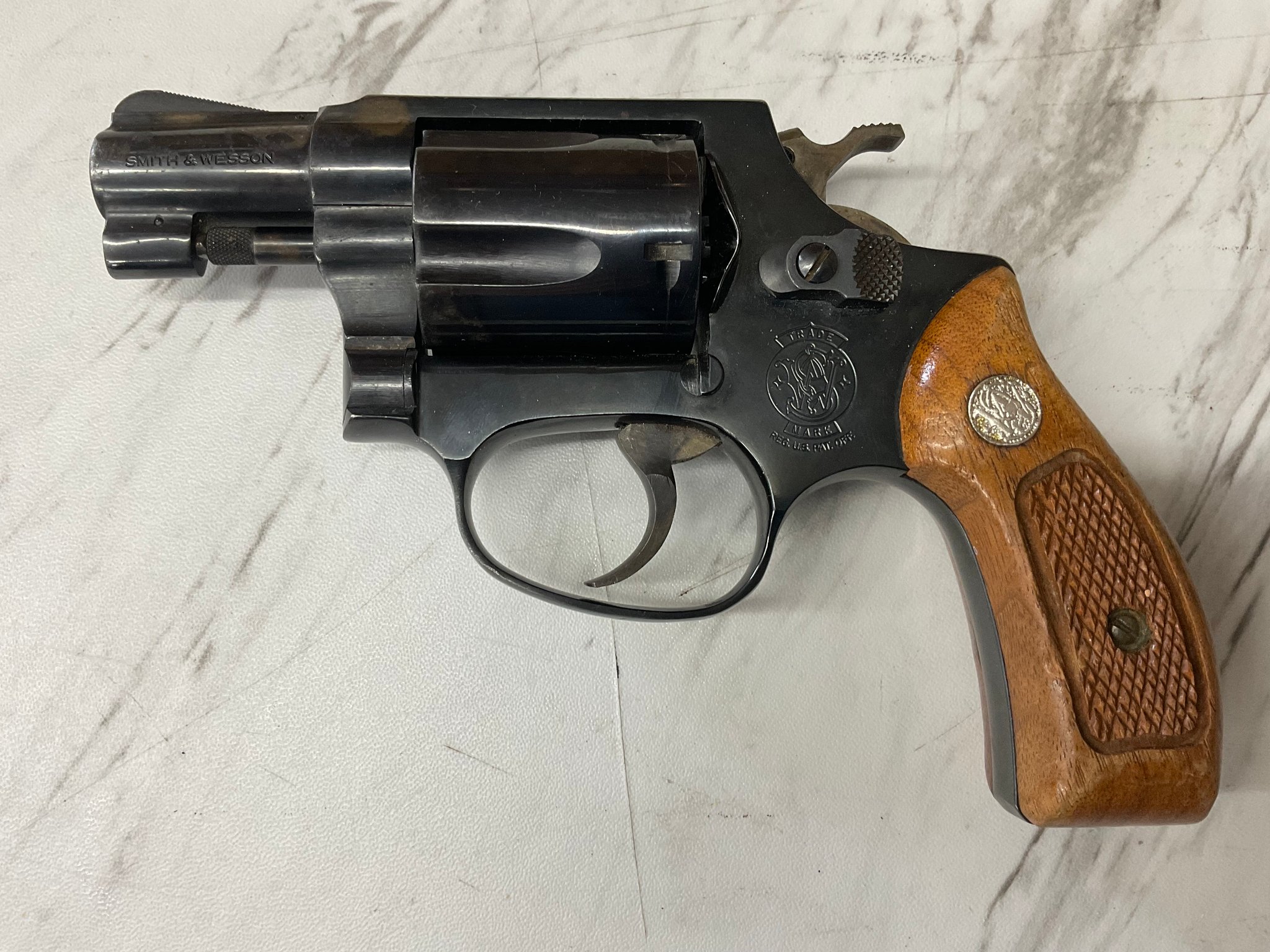 SMITH & WESSON MODEL 36 CHIEF'S SPECIAL