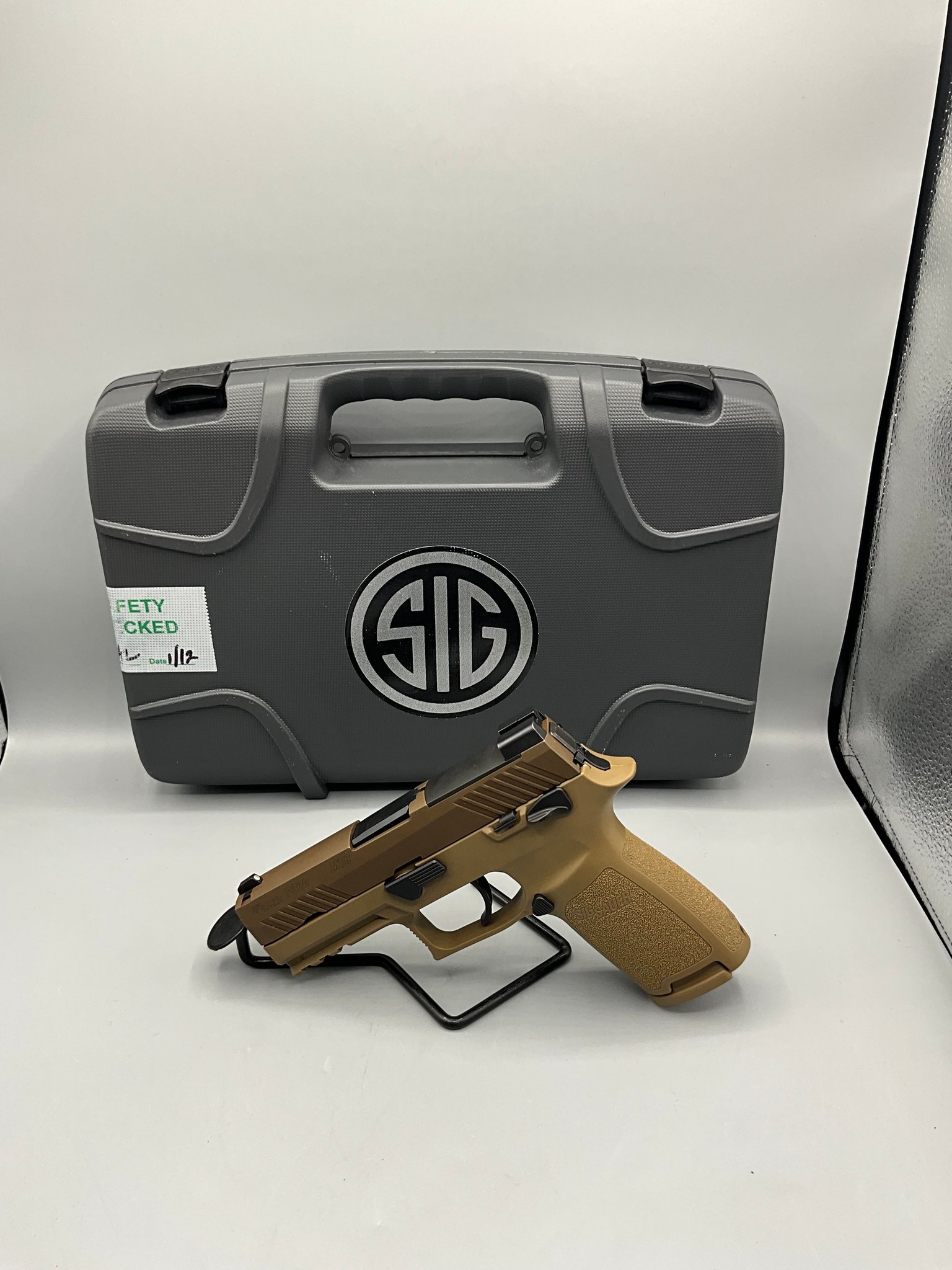 SIG SAUER P320 M18