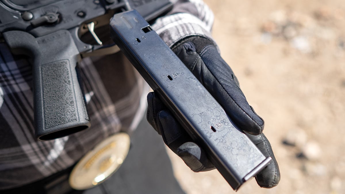 Springfield Armory Saint Victor 9mm Carbine magazine