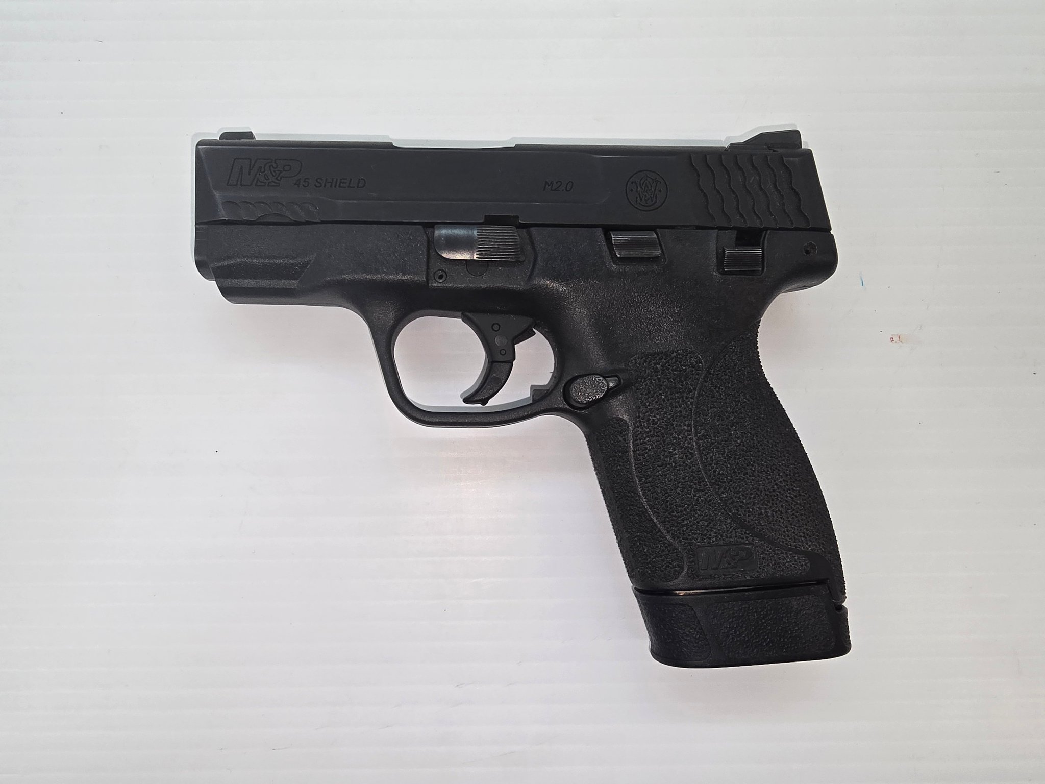 SMITH & WESSON M&P 40 Shield