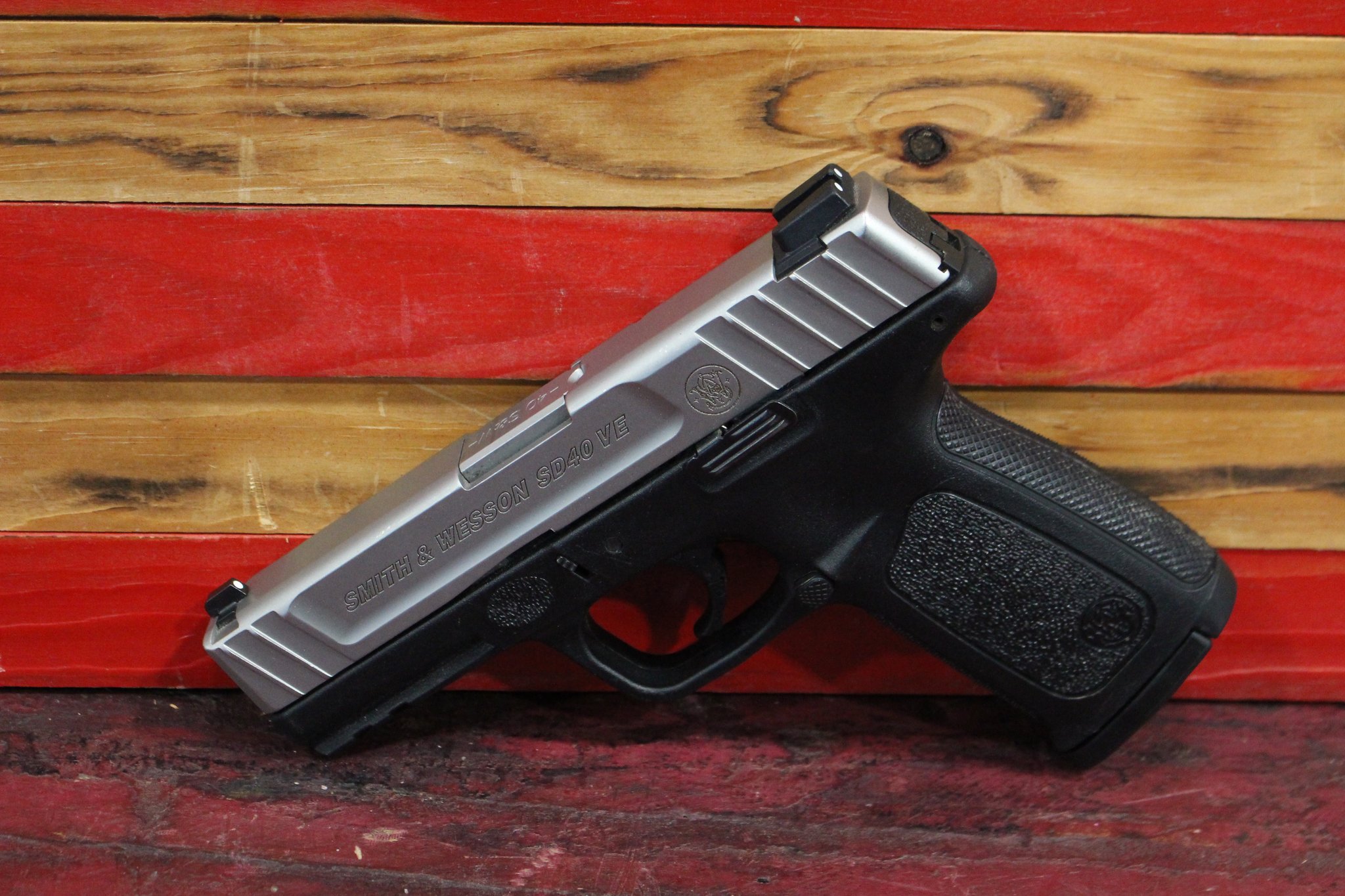 SMITH & WESSON SD40 VE