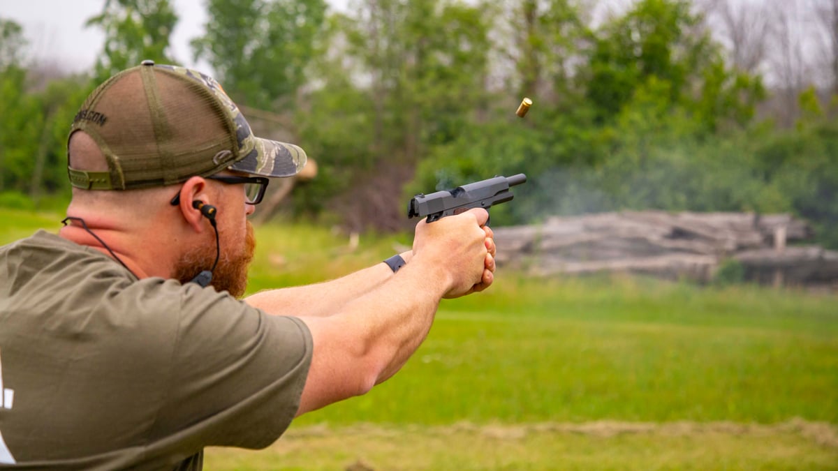 shooting Tisas 1911 A1 U.S. Army in .45 ACP