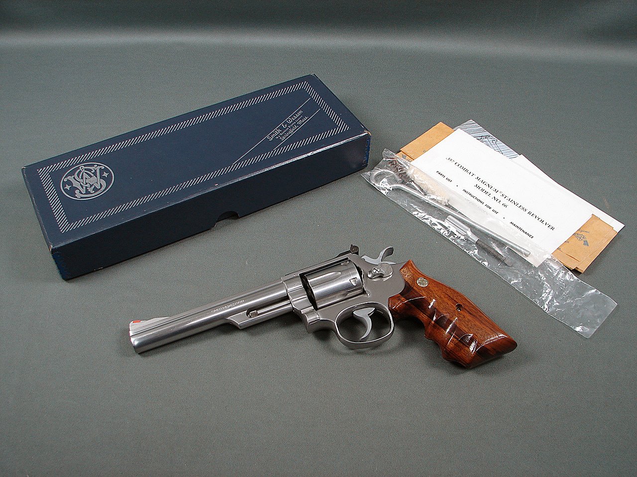 SMITH & WESSON 66-1