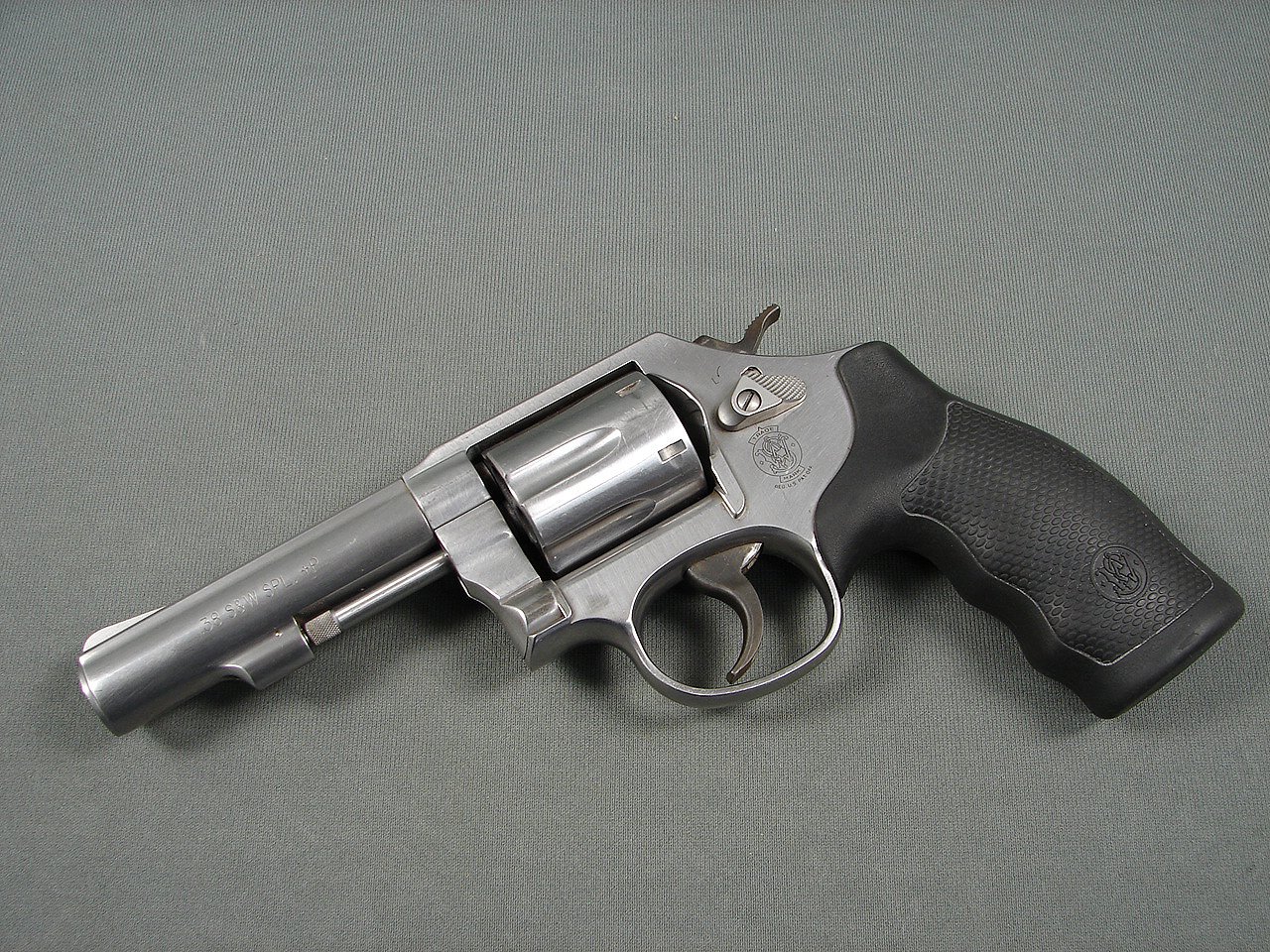 SMITH & WESSON 64-8