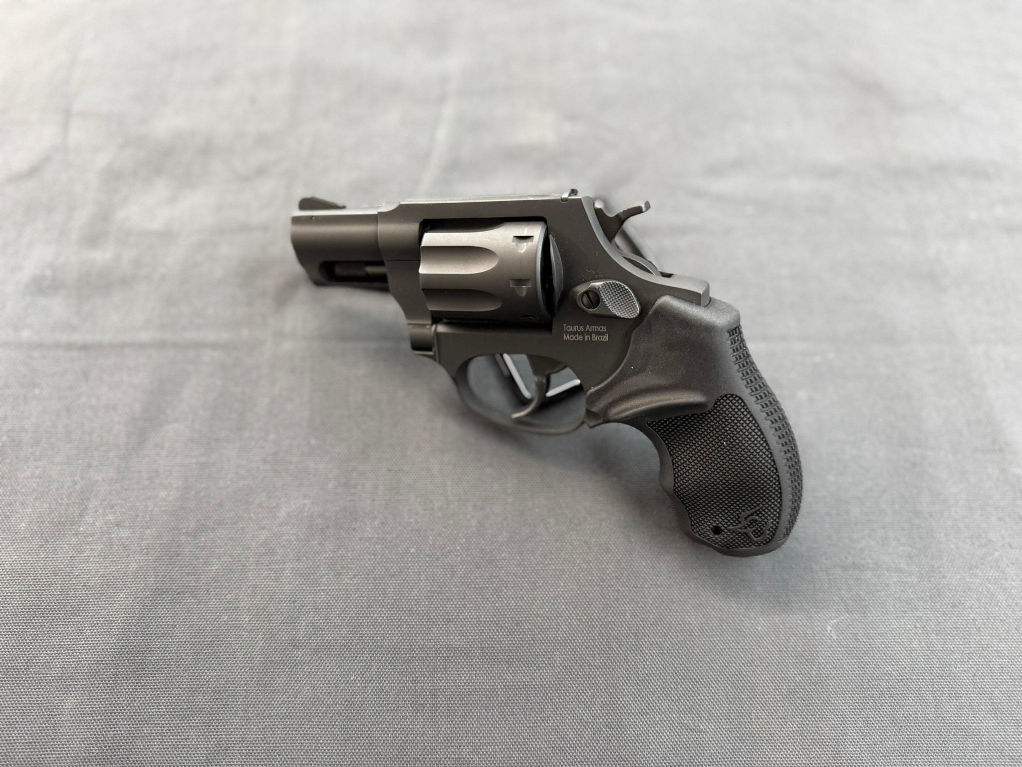 TAURUS 942
