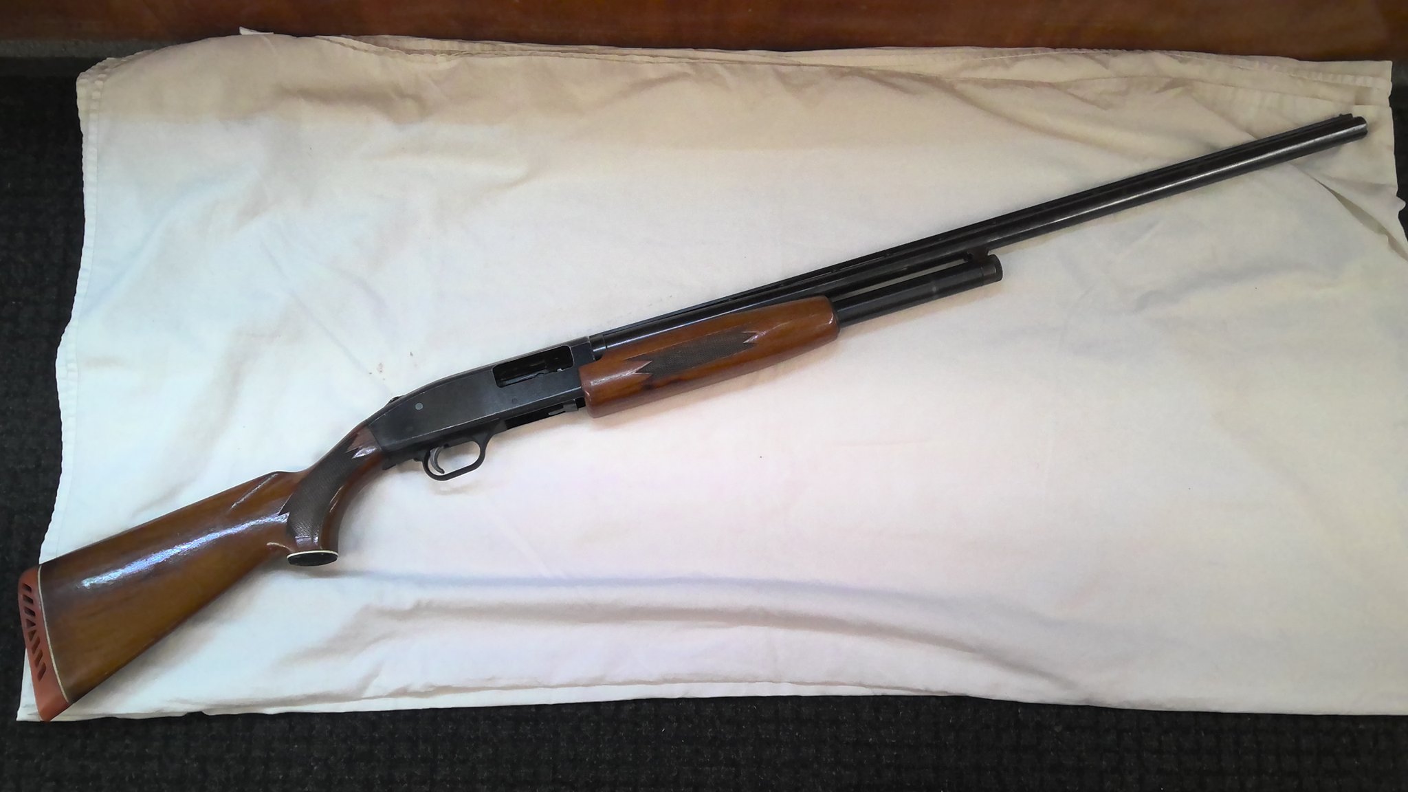 MOSSBERG 500AR