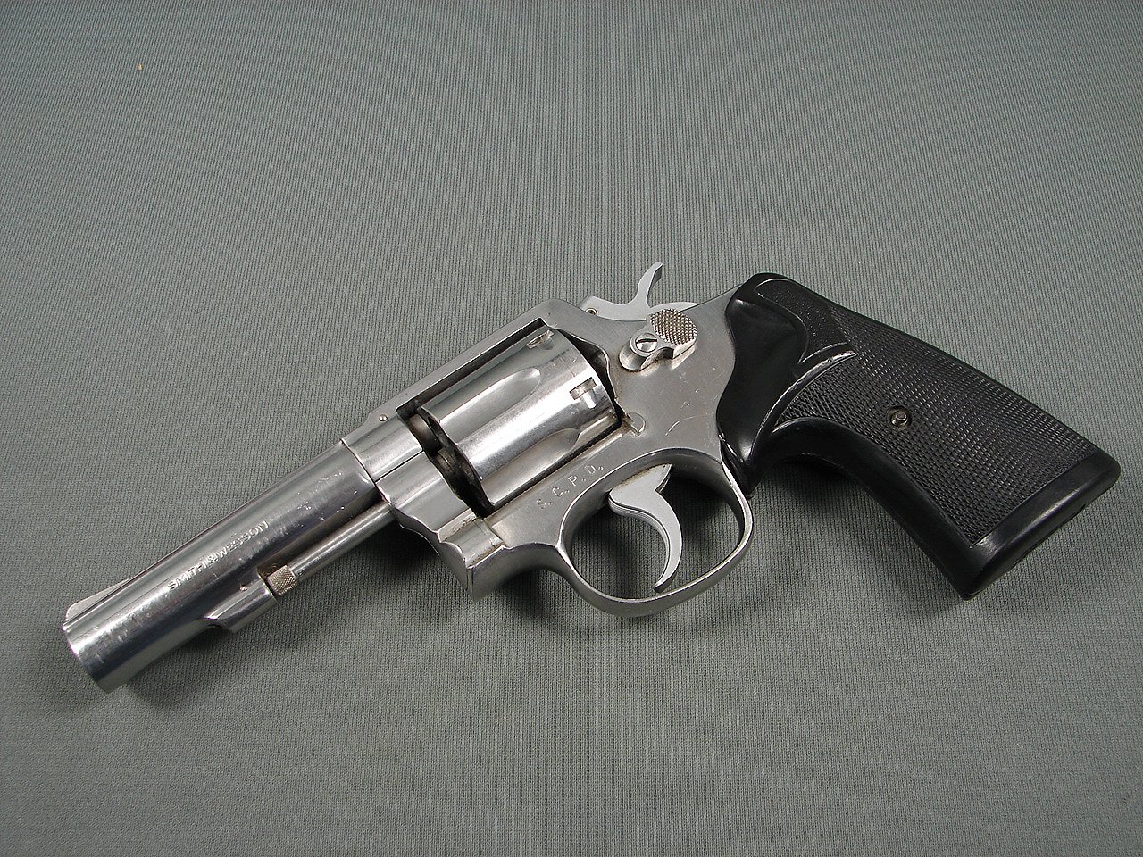 SMITH & WESSON 64-3