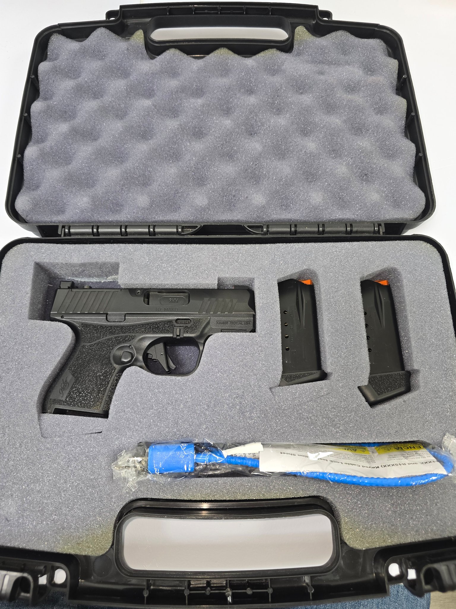 KIMBER R7 MAKO (OI) BUNDLE (BLK)