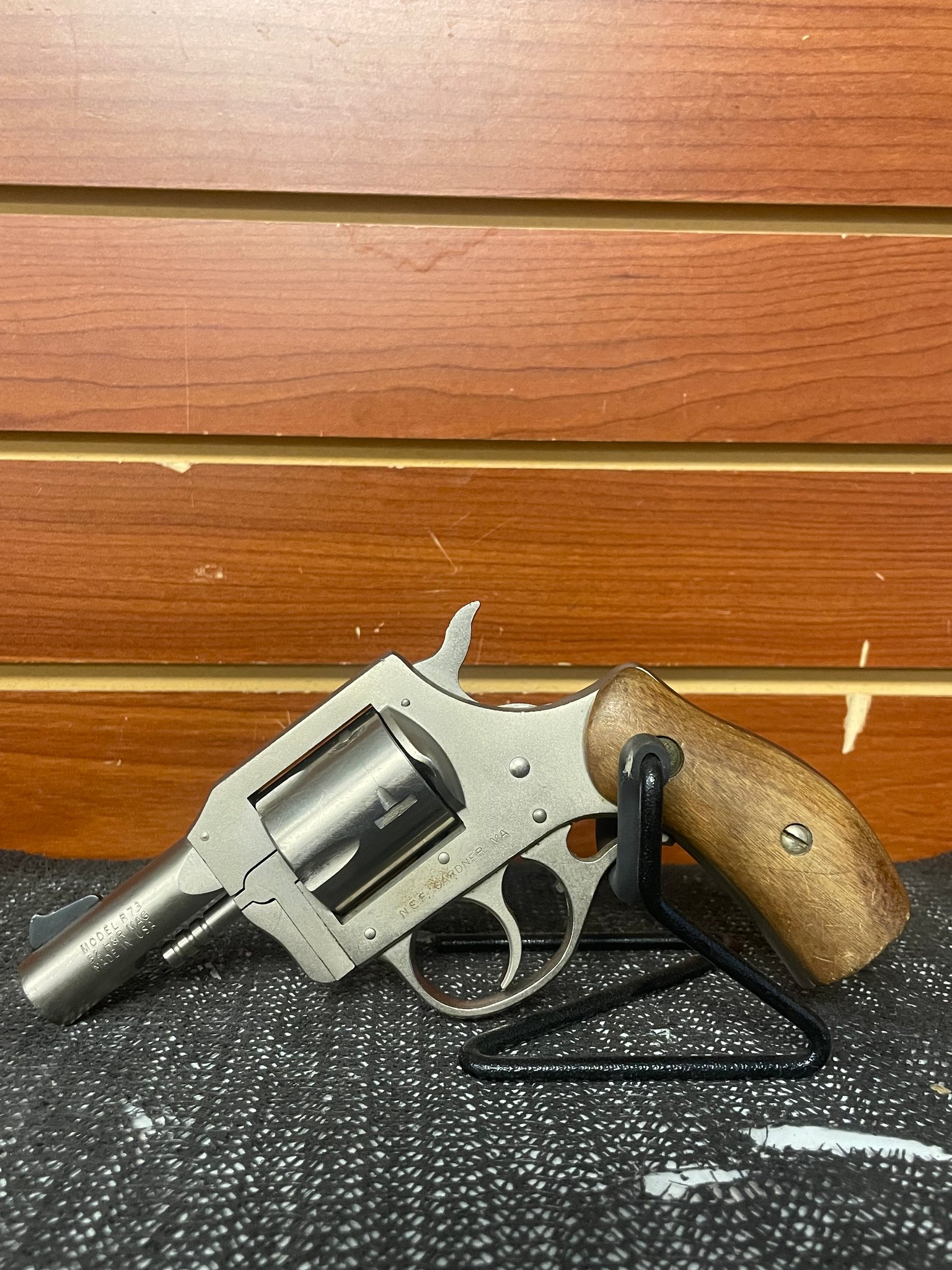 H&R R73