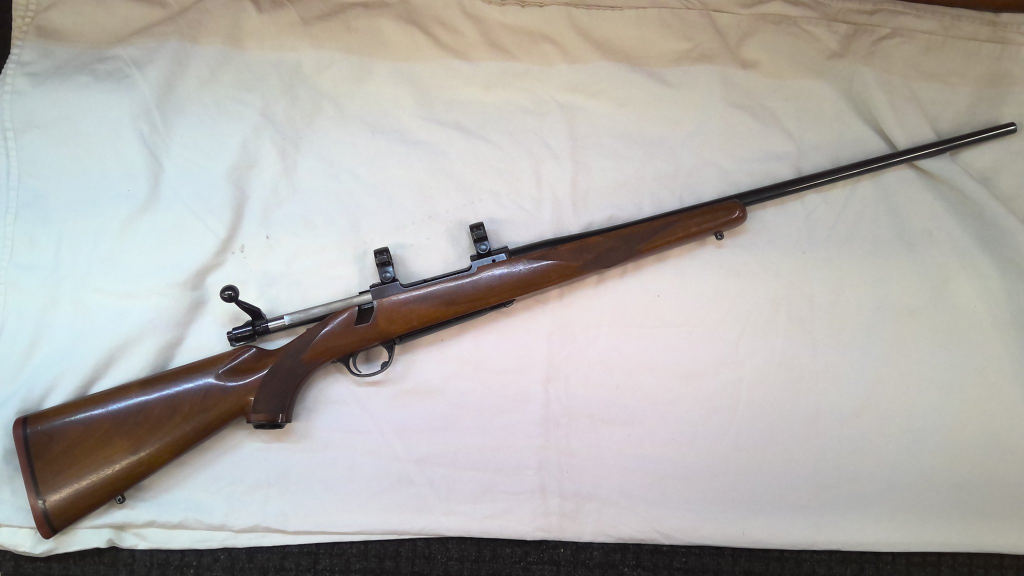 RUGER M77