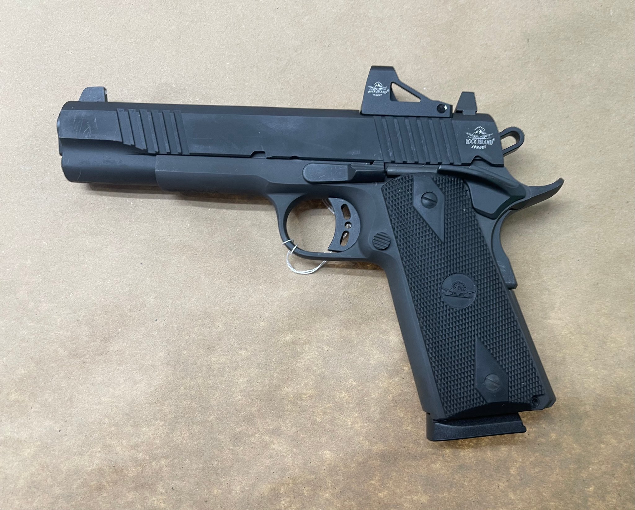 ROCK ISLAND ARMORY 1911 EFS .45 acp