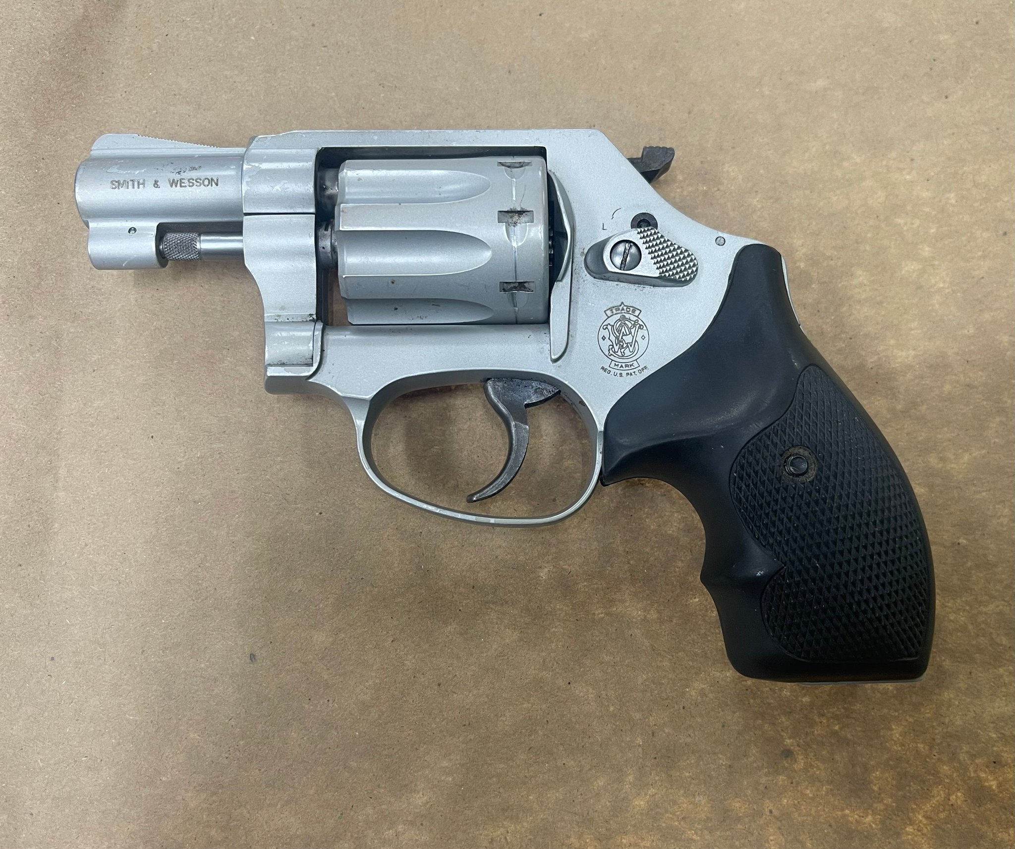 SMITH & WESSON 317-2 .22 long
