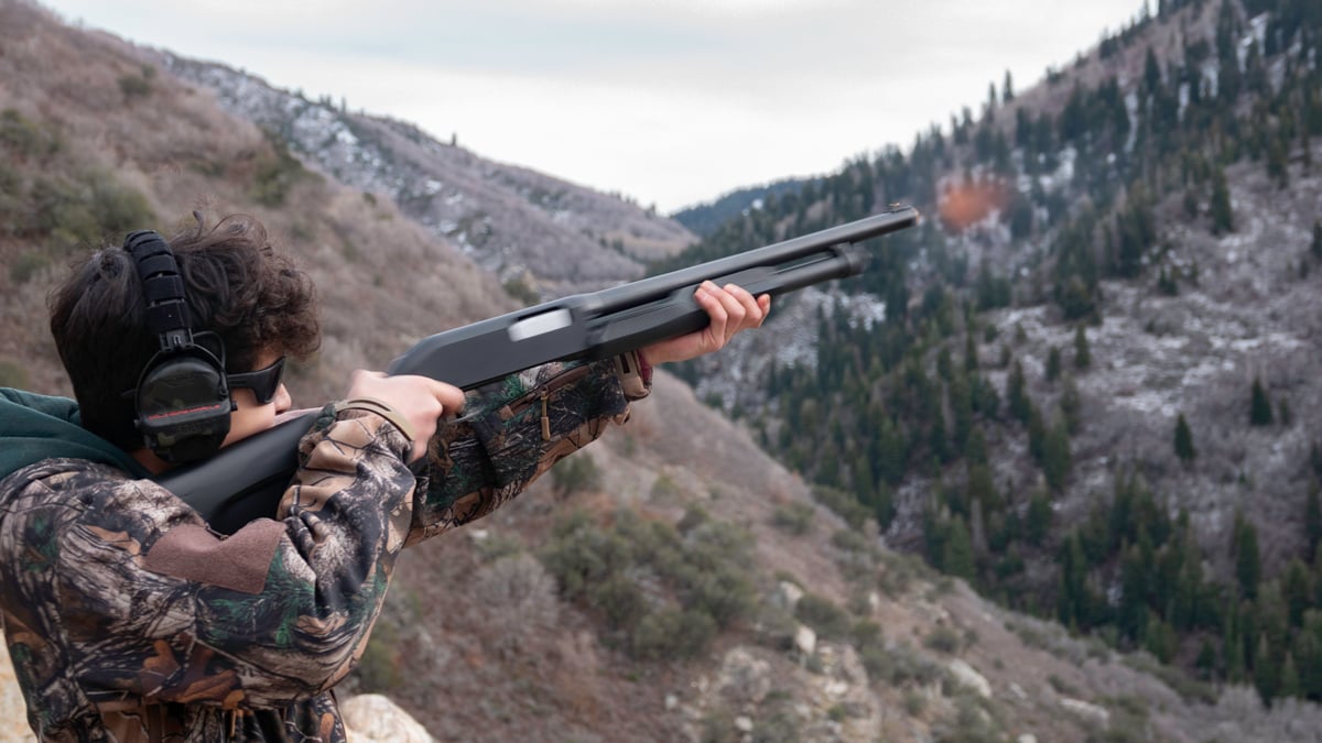 shooting Stevens 320 Field Grade Combo