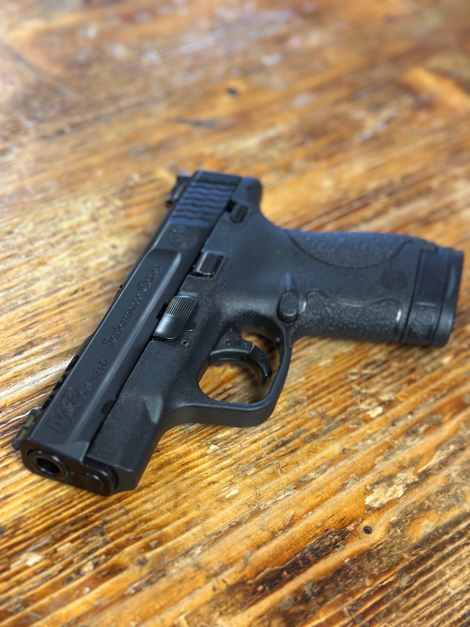 SMITH & WESSON M&P 9 SHIELD Performance Center M&P Shield EZ M2.0