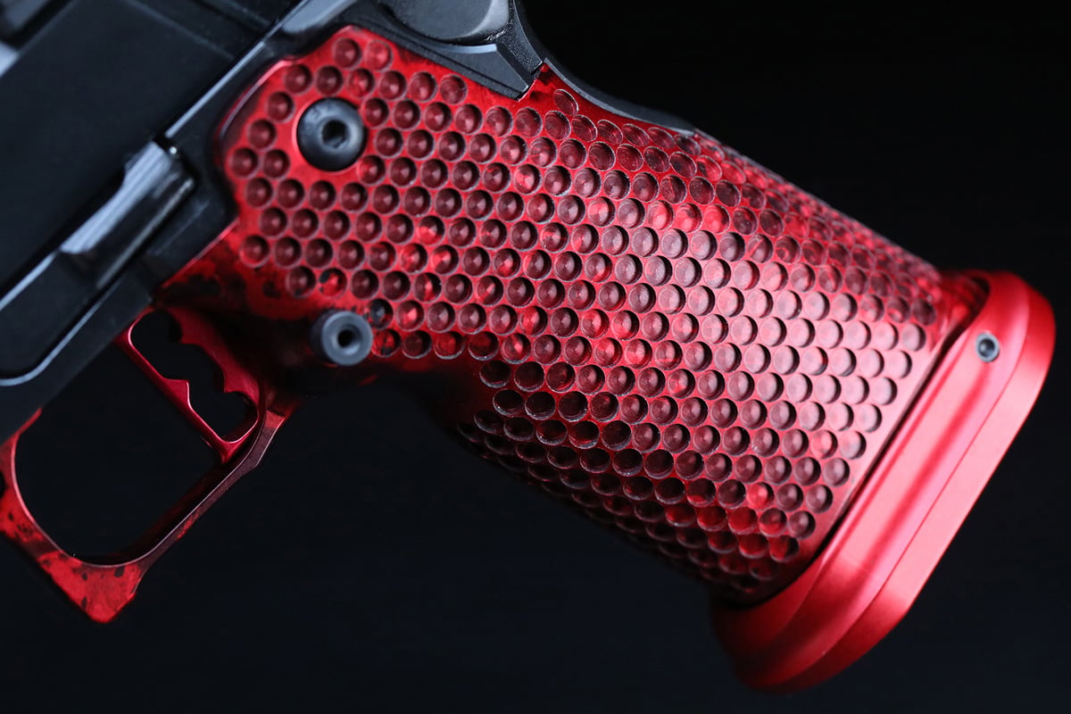 MPA DS9-TC Hybrid grip