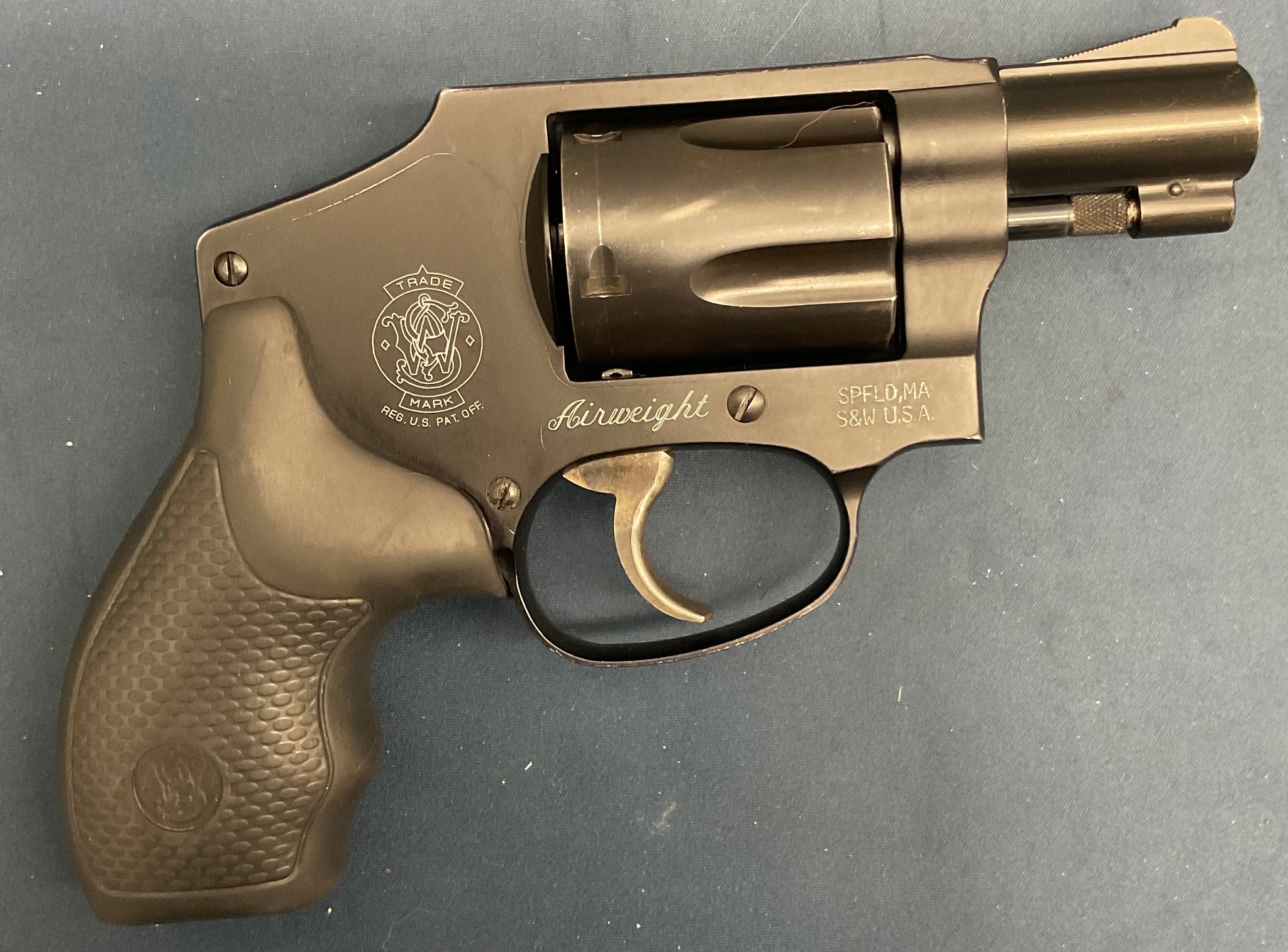SMITH & WESSON 442-1